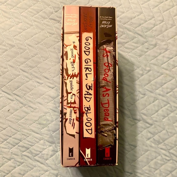 The Good Girl’s Guide to Murder boxed series by Holly Jackson - 3 paperbacks - Picture 2 of 4